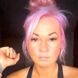 Meet your Posher, Ashlee